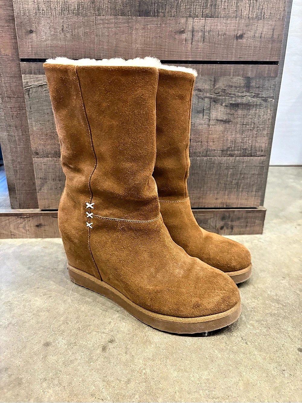 Koolaburra, Wedge Boot Brown Faux Shearling-Lined Winter Boots
